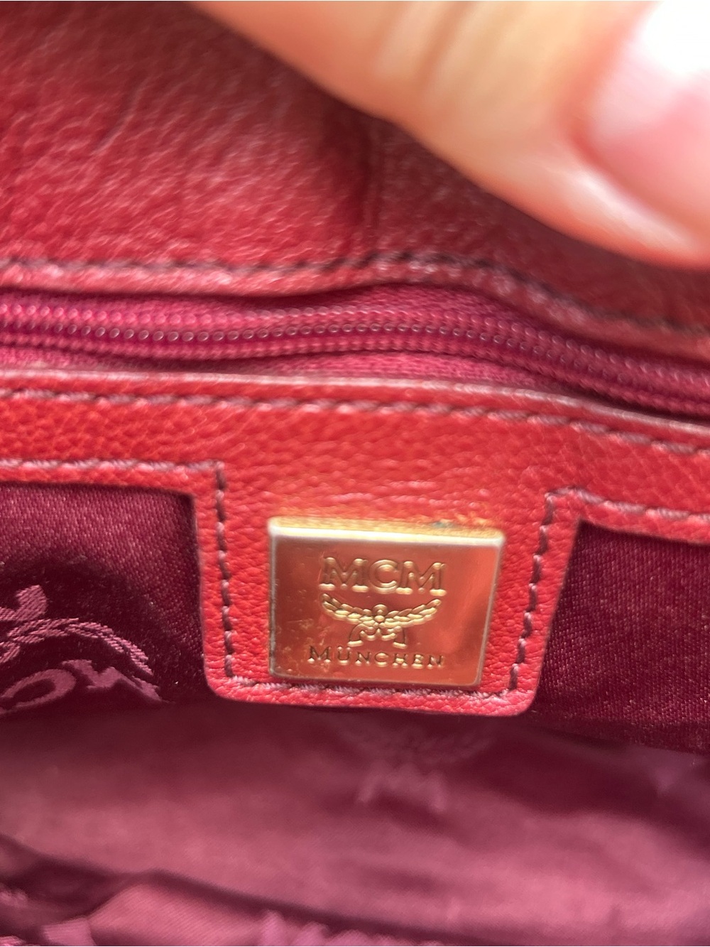 MCM Burgundy Pebbled Leather Flap Crossbody Shoulder Bag Made in Korea - Picture 7 of 13